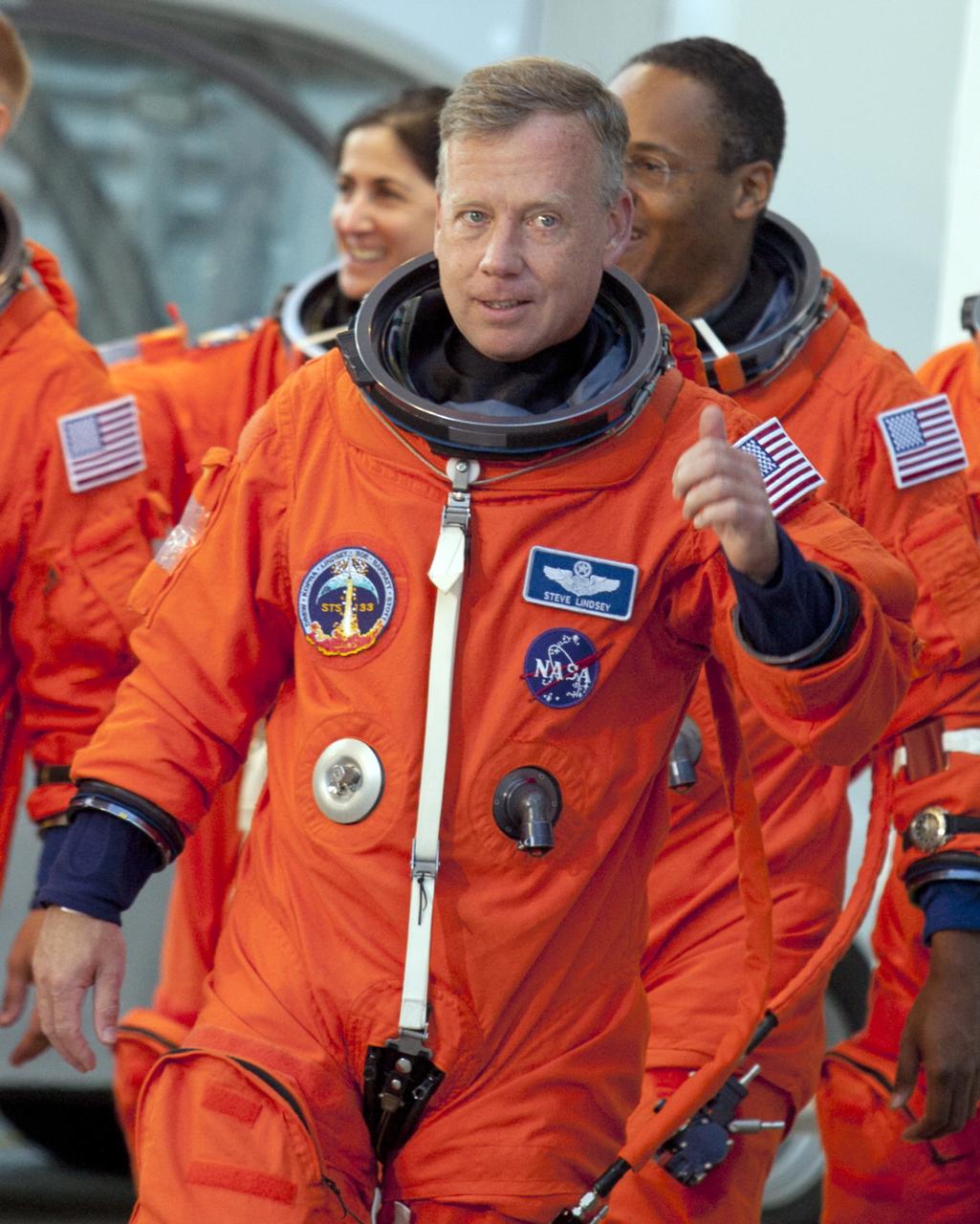 Shuttle Discovery STS-133 Mission Commander Steve Lindsey gives a thumbs up during a practice crew walkout at Kennedy Space Center, Cape Canaveral, Florida, USA 15 October 2010. The crew of six is headed to launch pad 39A for a mock countdown that completes the three day Terminal Countdown Demonstration Test. Shuttle Discovery is being prepared for what is to be it's final mission to the International Space Station, with launch scheduled for no earlier than 01 November 2010.