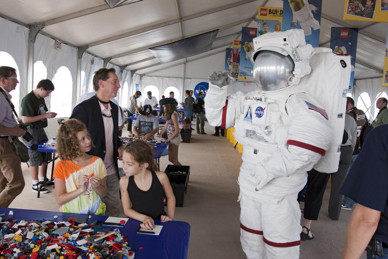 STS-133 LAUNCH L-1 LEGO EVENT FOR STUDENTS ON NASA CAUSEWAY