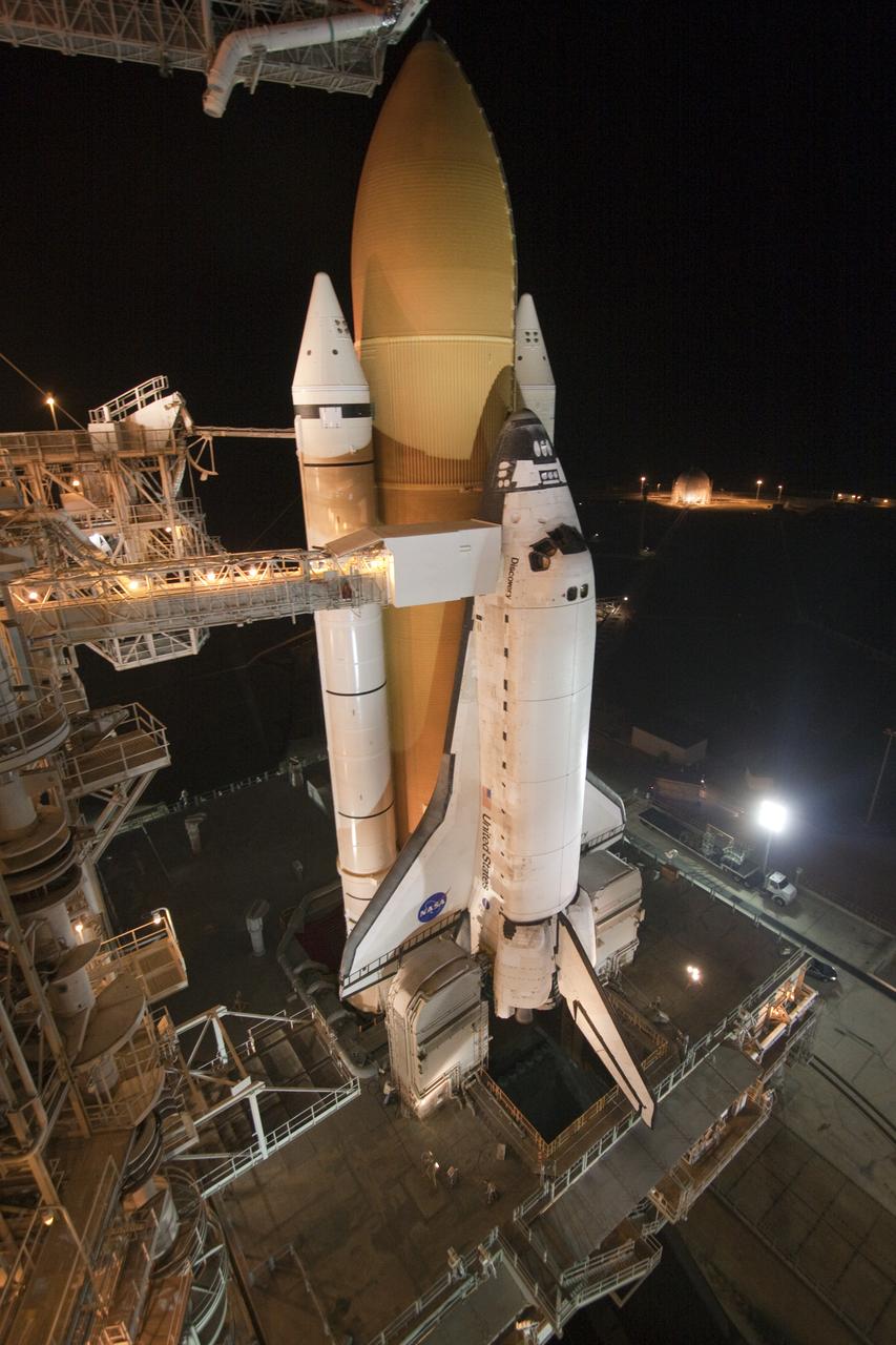 STS-133 LAUNCH L-1 RSS ROLLBACK