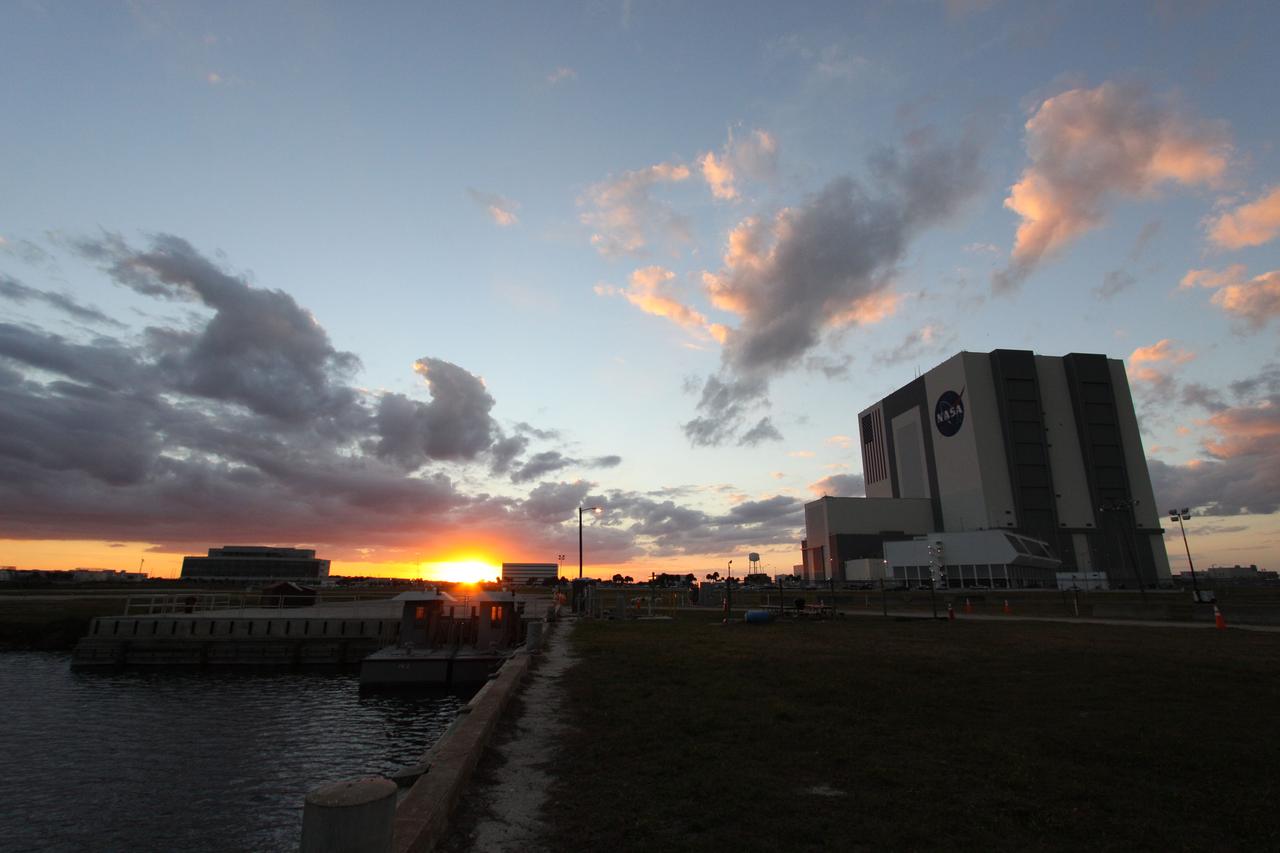Sunset Shots over the VAB