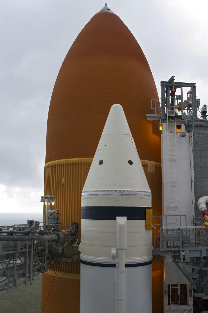 STS-133 DISCOVERY ET-137 NEW GUCP & TANK FILLER PATCH REPAIR