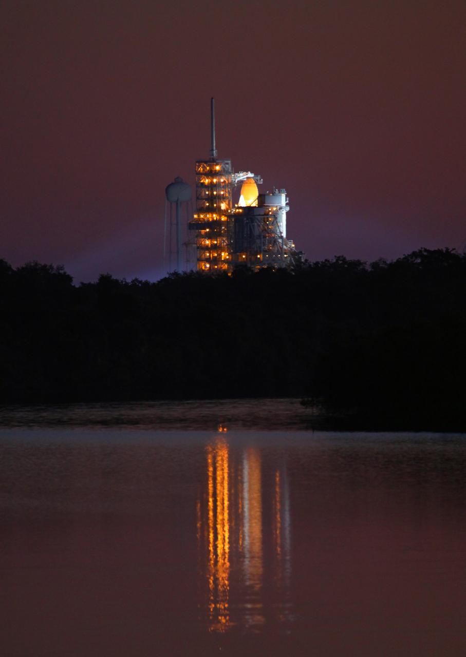 STS-133 ET-137 Tanking Test as seen from Press Site