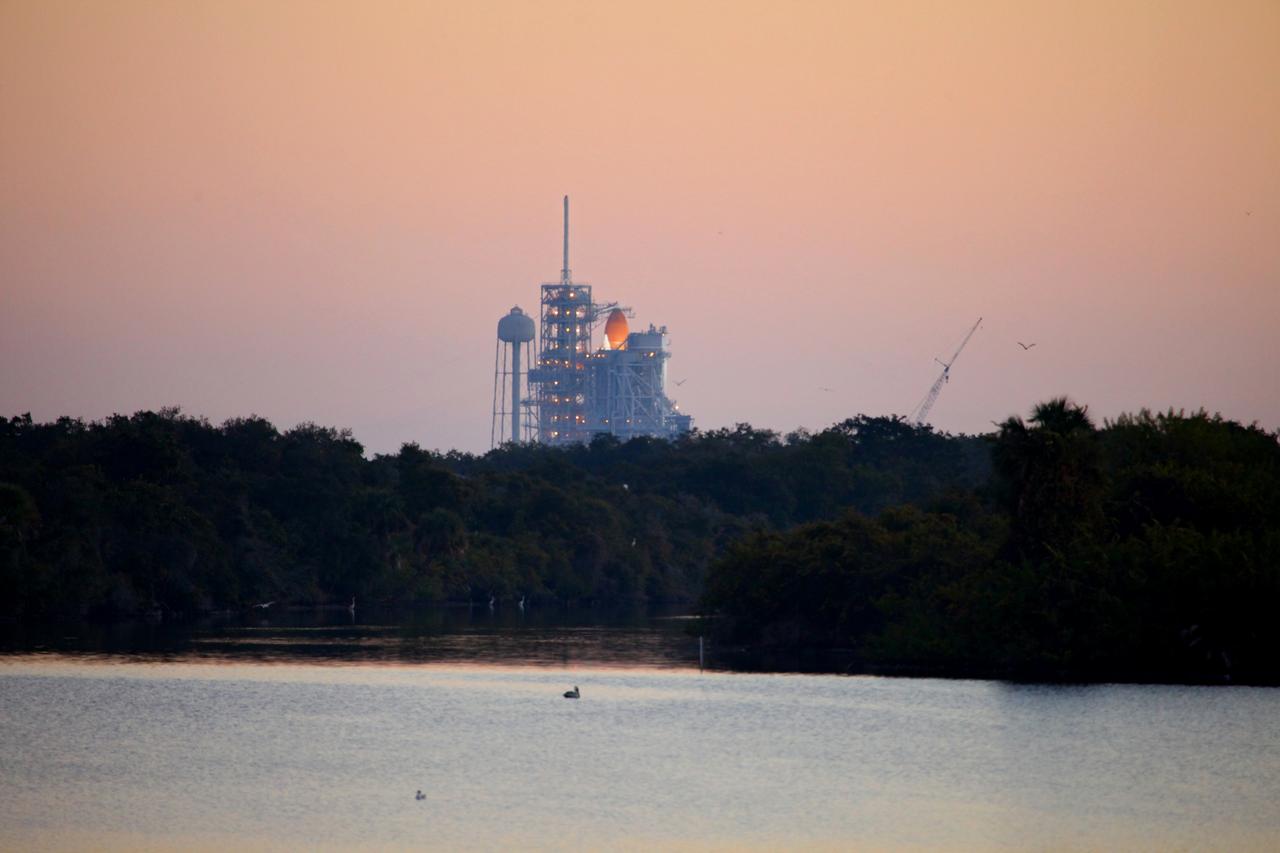 STS-133 ET-137 Tanking Test as seen from Press Site