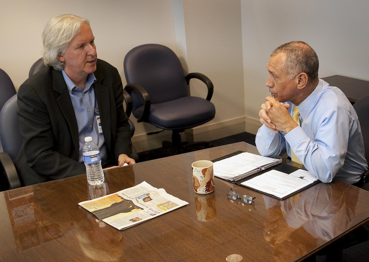 NASA Administrator Charles Bolden, right, and award-winning writer-director James Cameron, meet at NASA Headquarters in Washington, DC on Tuesday, Jan. 19, 2010. Cameron who is a former member of the NASA Advisory Council has had a life-long interest in space and science. The two talked about public outreach and education among other subjects. Photo Credit: (NASA/Bill Ingalls)