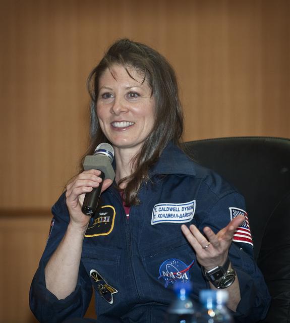 NASA image: Expedition 23 Prelaunch Press Conference