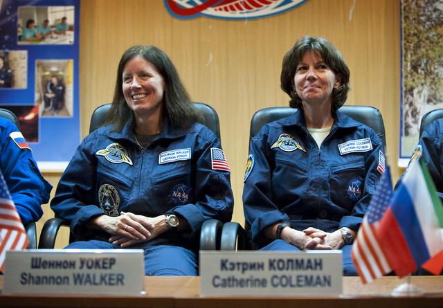 NASA image: Expedition 24 Prelaunch Press Conference