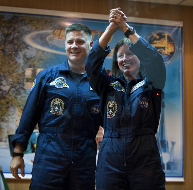 NASA image: Expedition 24 Prelaunch Press Conference