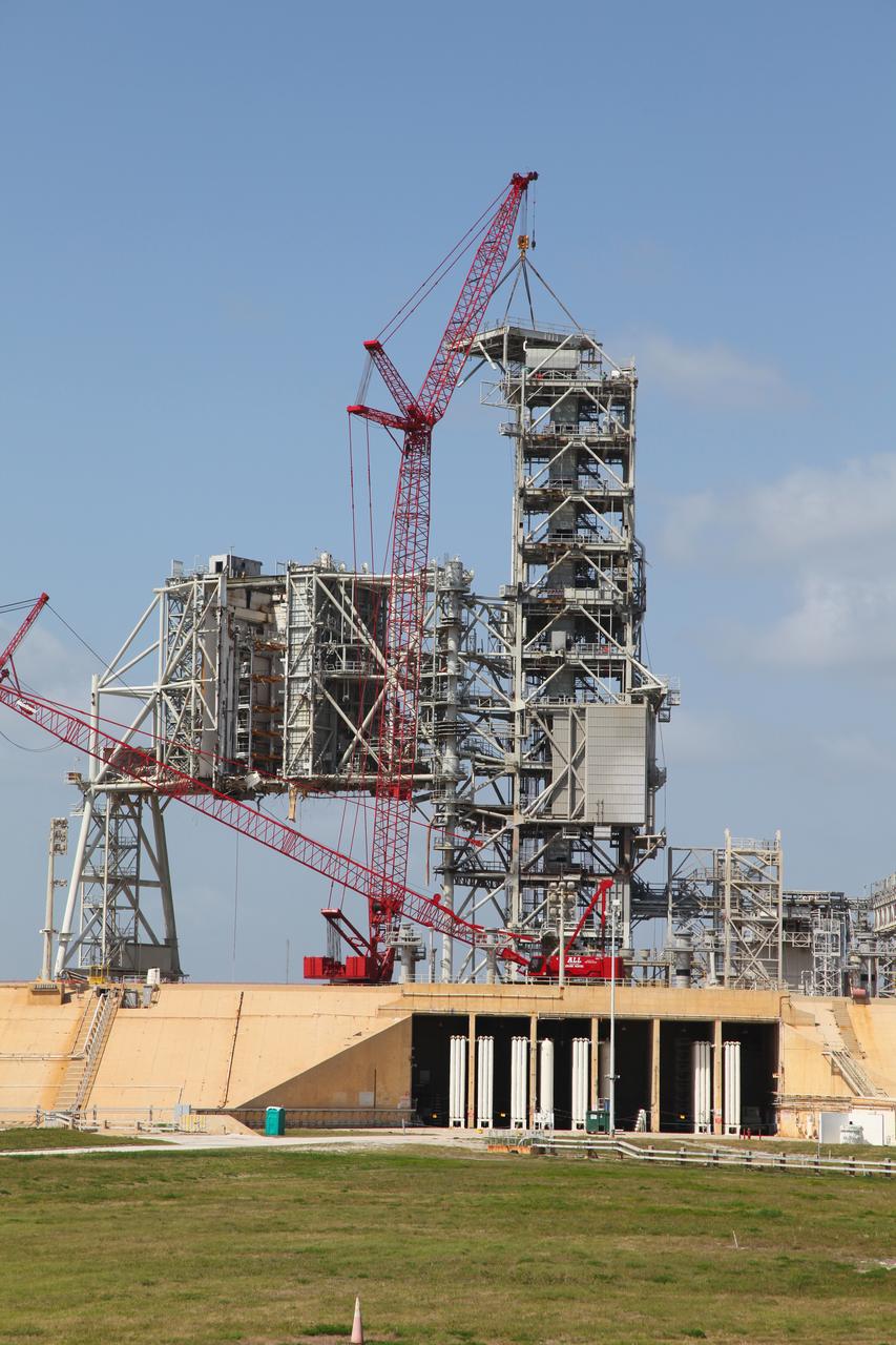 EXPLORATION - Pad 39B Deconstruction
