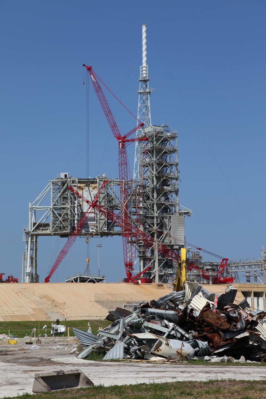 EXPLORATION - Pad 39B Deconstruction