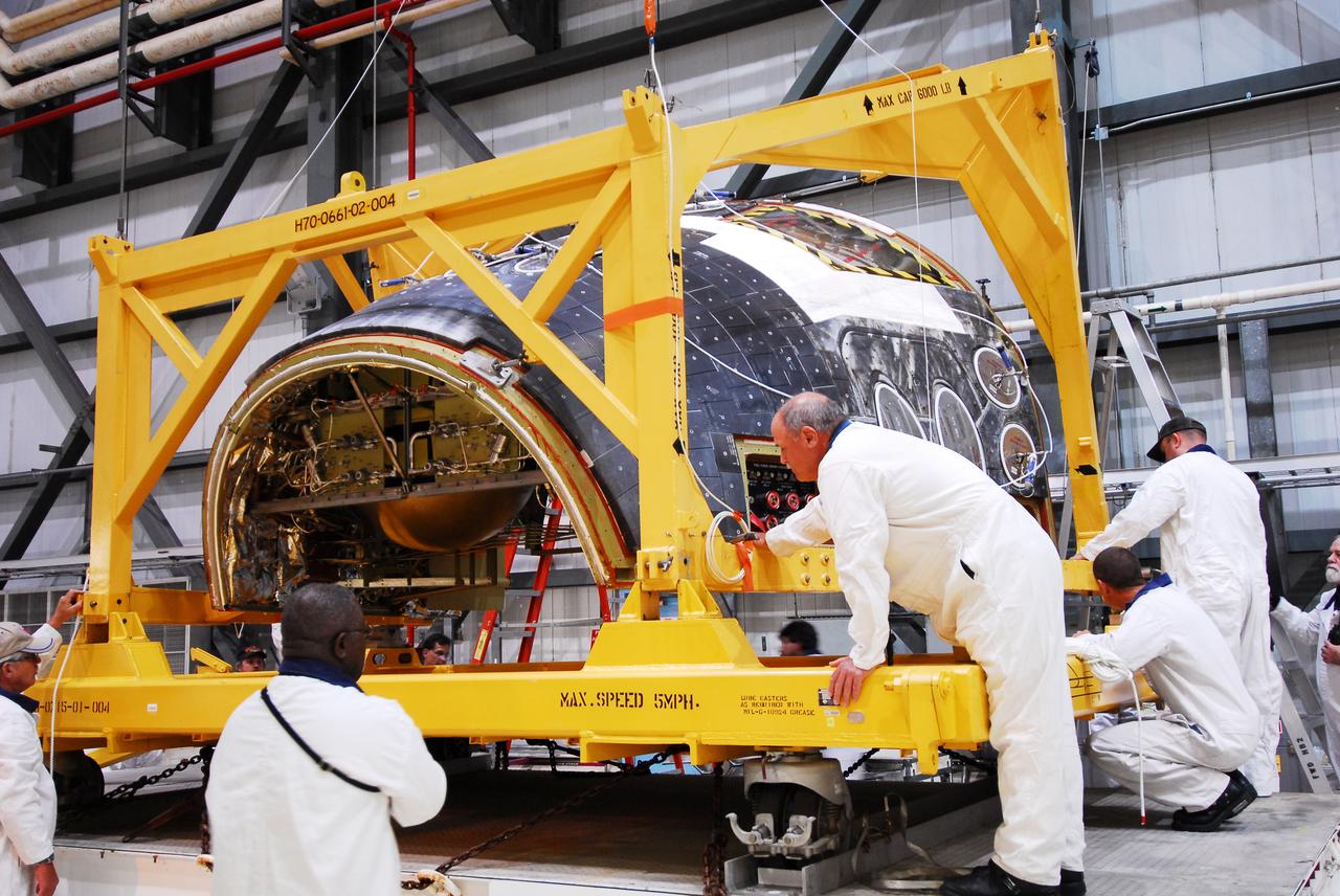 Discovery/T&R FRCS Removal & Lift to Transporter