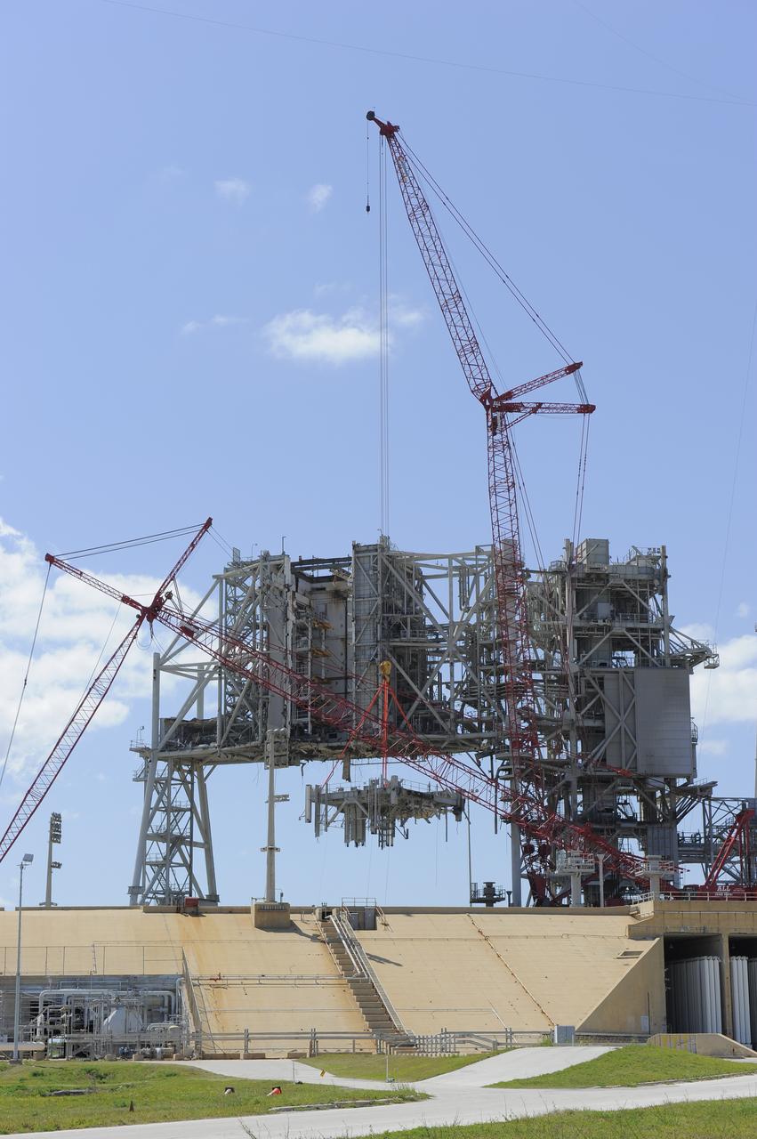 Pad 39B FSS Being Demolished
