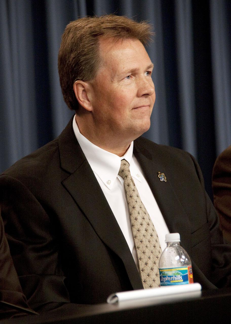 CAPE CANAVERAL, Fla. -- In the Press Site auditorium at NASA's Kennedy Space Center in Florida, NASA Test Director Jeff Spaulding speaks to media about preparations for space shuttle Endeavour's launch on the STS-134 mission. Endeavour and its crew will deliver the Express Logistics Carrier-3, Alpha Magnetic Spectrometer-2 (AMS), a high-pressure gas tank and additional spare parts for the Dextre robotic helper to the International Space Station. Launch is scheduled for April 29 at 3:47 p.m. EDT. This will be the final spaceflight for Endeavour. For more information visit, www.nasa.gov_mission_pages_shuttle_shuttlemissions_sts134_index.html. Photo credit: NASA_Jack Pfaller