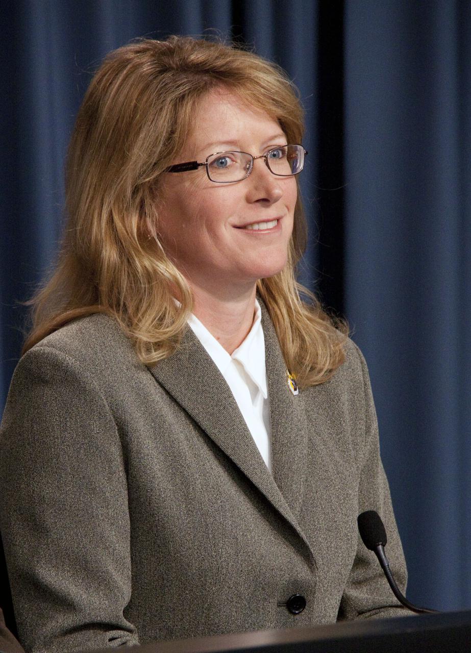 CAPE CANAVERAL, Fla. -- In the Press Site auditorium at NASA's Kennedy Space Center in Florida, Shuttle Weather Officer Kathy Winters speaks to media about the launch-day weather for space shuttle Endeavour's STS-134 mission. Endeavour and its crew will deliver the Express Logistics Carrier-3, Alpha Magnetic Spectrometer-2 (AMS), a high-pressure gas tank and additional spare parts for the Dextre robotic helper to the International Space Station. Launch is scheduled for April 29 at 3:47 p.m. EDT. This will be the final spaceflight for Endeavour. For more information visit, www.nasa.gov_mission_pages_shuttle_shuttlemissions_sts134_index.html. Photo credit: NASA_Jack Pfaller
