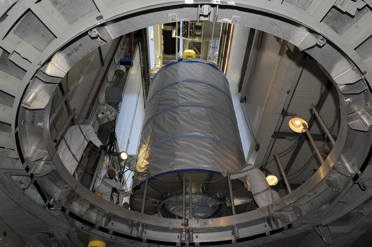 GRAIL Move from Astrotech to Pad 17B