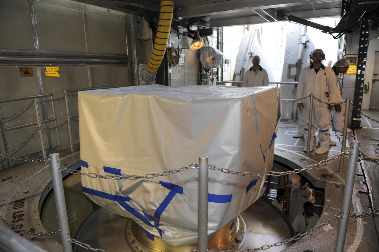 GRAIL Move from Astrotech to Pad 17B