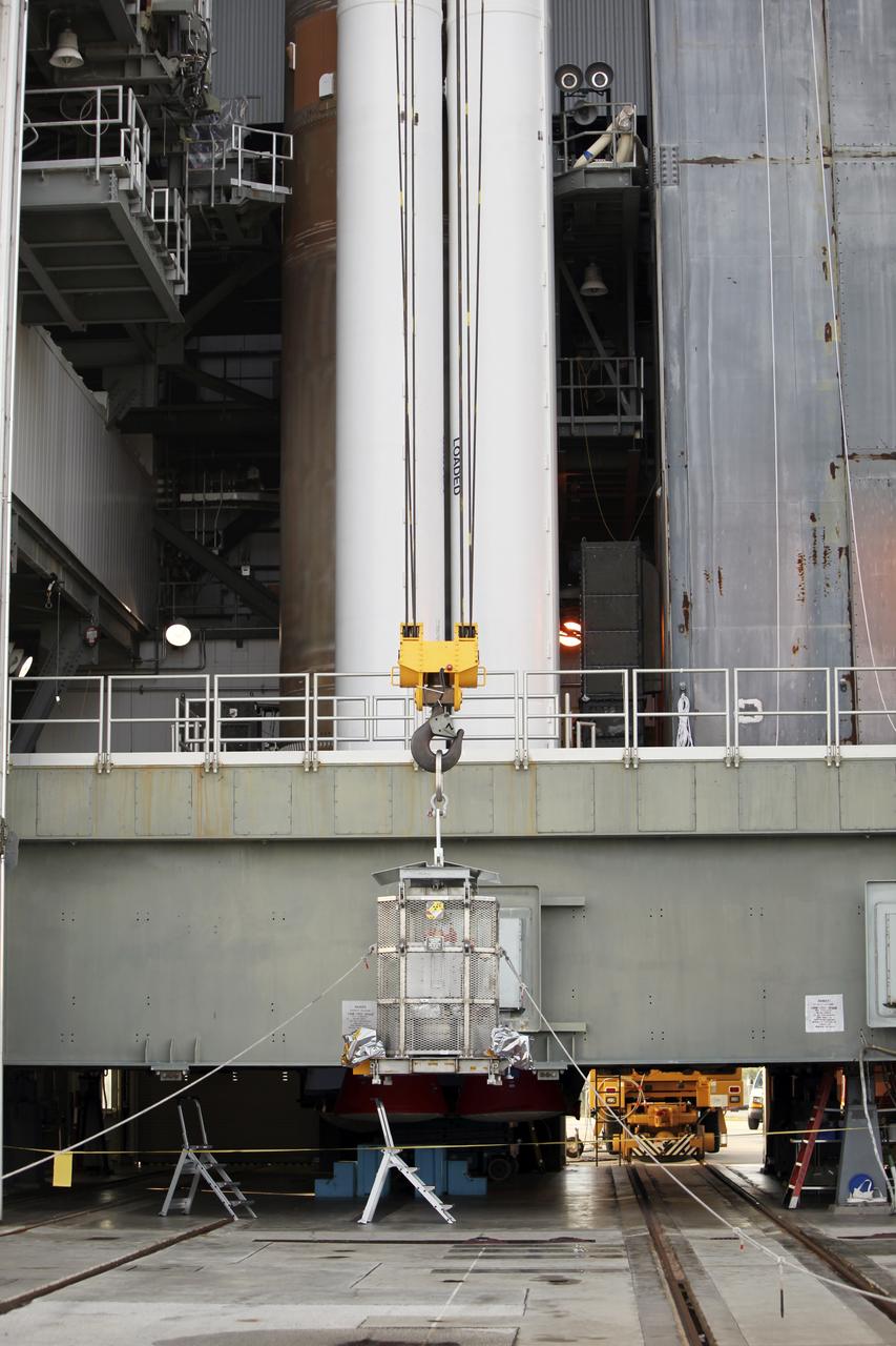 SPACE X MMRTG Offload and Lift for Insertion