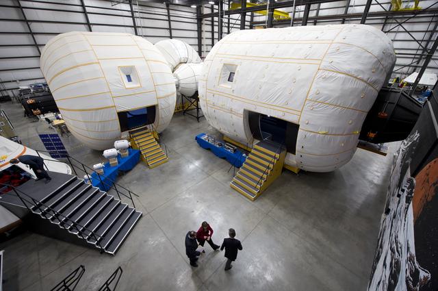 NASA image: NASA Deputy Administrator Tours Bigelow Aerospace