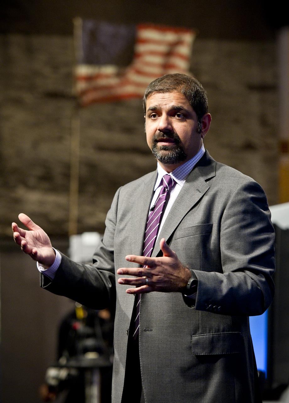 Karim R. Lakhani, assistant professor at Harvard Business School, kicked off the Office of the Chief Technologist TechNovation Lecture series with his talk "Accessing the Ideas Cloud" on Thursday, Feb. 17, 2011 at NASA Headquarters in Washington. Photo Credit: (NASA/Carla Cioffi)