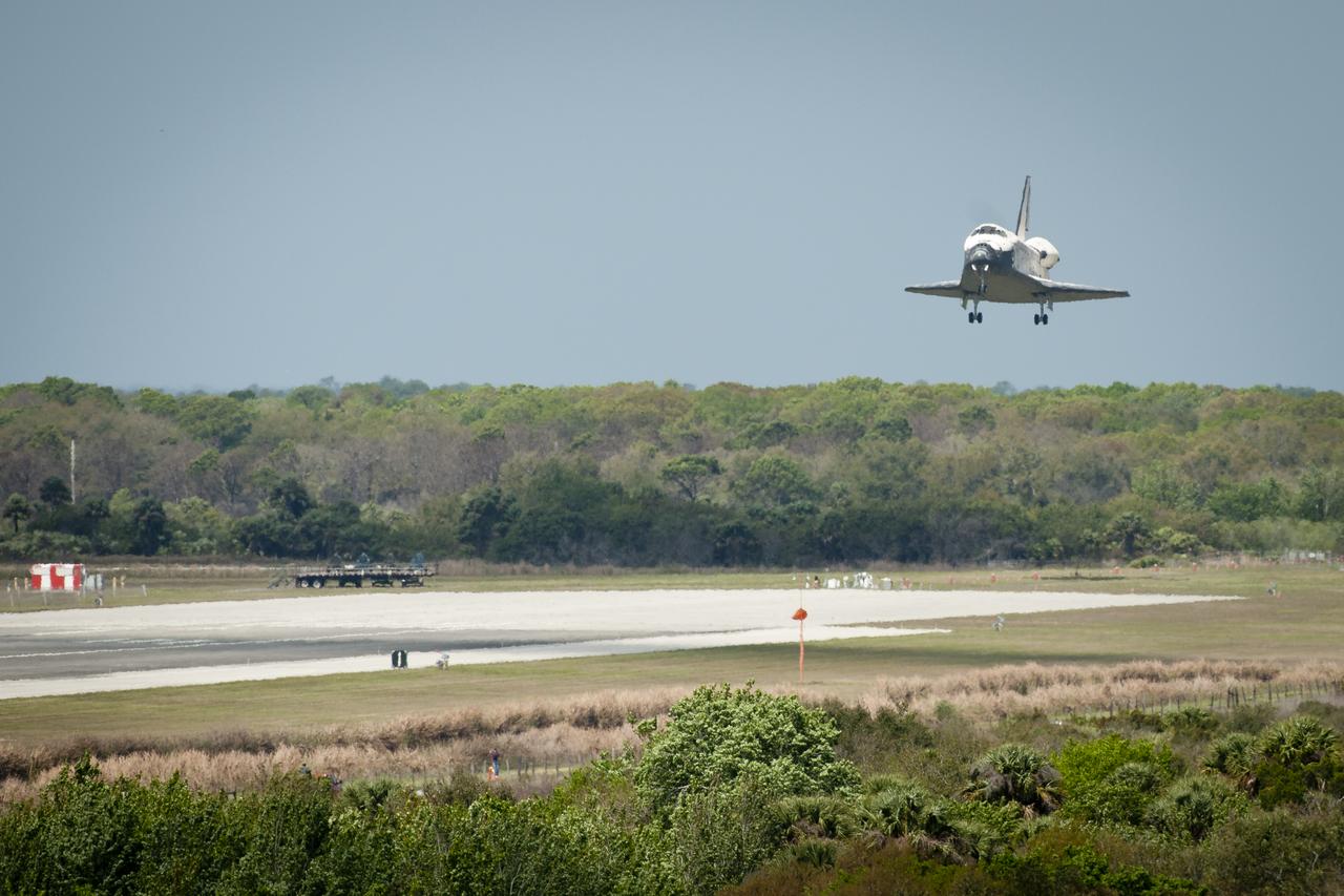 Space Shuttle Discovery (STS-133) lands, Wednesday, March 9, 2011, at Kennedy Space Center in Cape Canaveral, Fla., completing its 39th and final flight.  Since 1984, Discovery flew 39 missions, spent 365 days in space, orbited Earth 5,830 times and traveled 148,221,675 miles.  Photo credit: (NASA/Bill Ingalls)