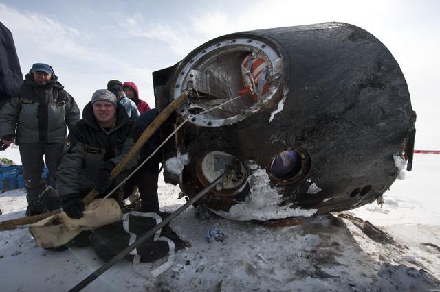 NASA image: Expedition 26 Soyuz Landing