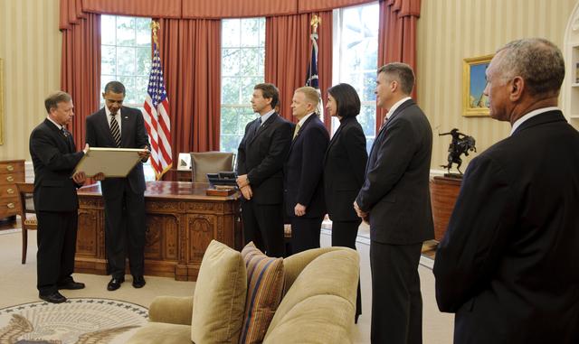 STS-133 Crew Meets with President Obama