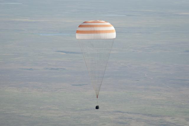 NASA image: Expedition 27 Landing