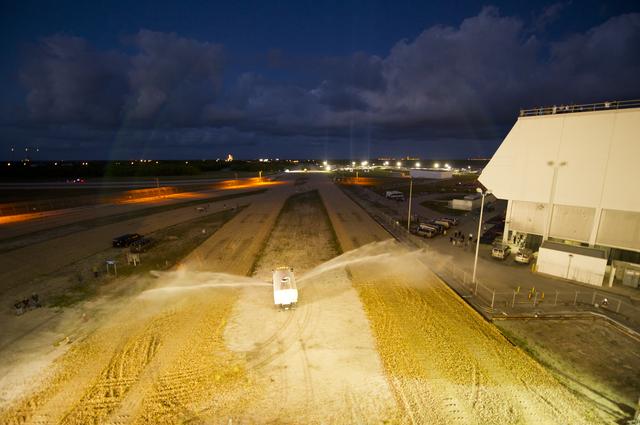 NASA image: Atlantis STS-135 Rollout