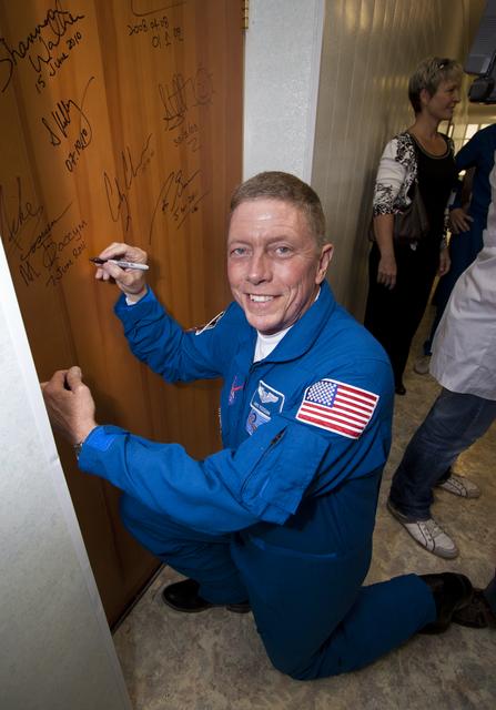 NASA image: Expedition 28 Preflight