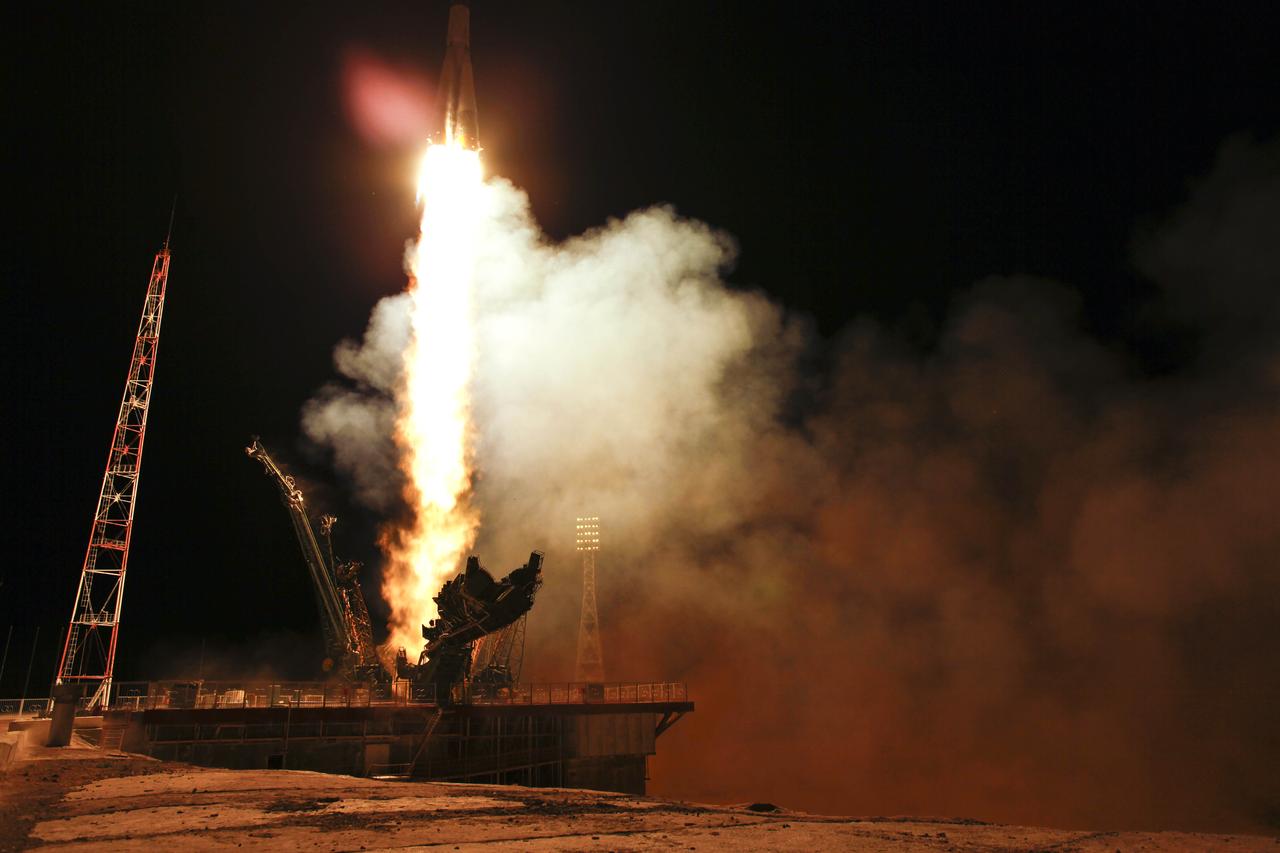 The Soyuz TMA-02M spacecraft launches from the Baikonur Cosmodrome in Kazakhstan early Wednesday, June 8, 2011 carrying Expedition 28 Soyuz Commander Sergei Volkov of Russia, NASA Flight Engineer Mike Fossum and JAXA (Japan Aerospace Exploration Agency) Flight Engineer Satoshi Furukawa to the International Space Station.  Photo Credit: (NASA/Carla Cioffi)