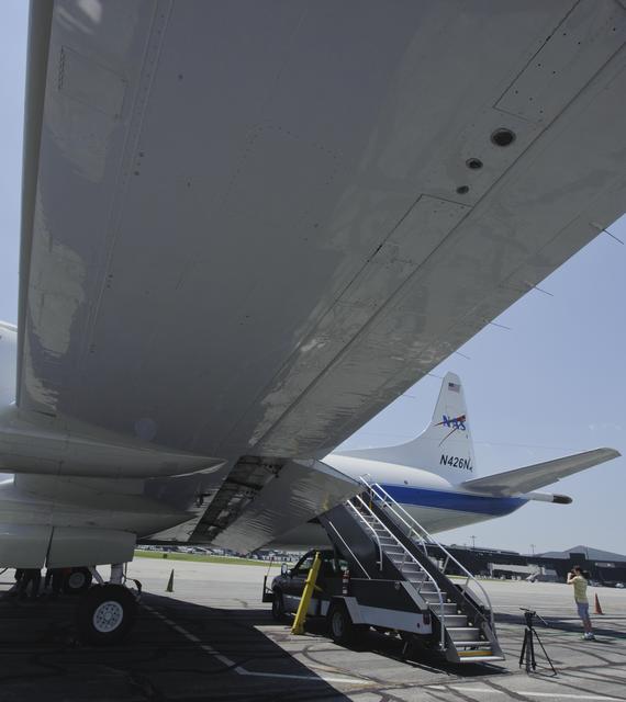 NASA image: DISCOVER AQ Research Plane Arrives