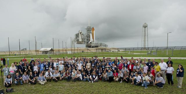 NASA image: STS-135 Tweetup