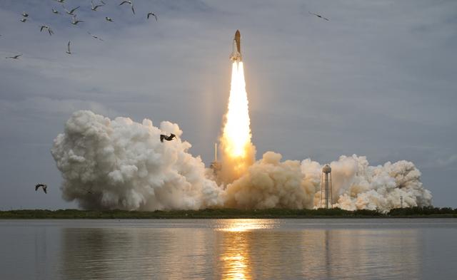 NASA image: STS-135 Atlantis Launch
