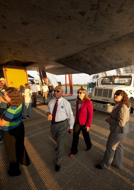 NASA image: STS-135 Atlantis Landing