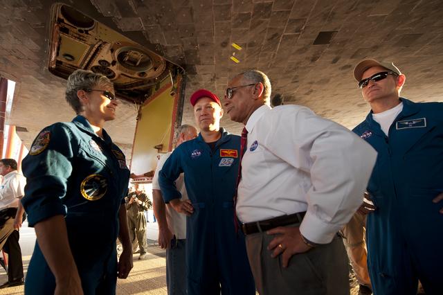 NASA image: STS-135 Atlantis Landing