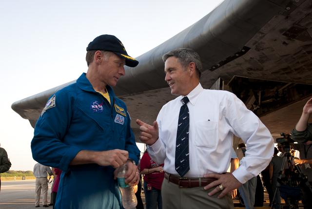 NASA image: STS-135 Atlantis Landing