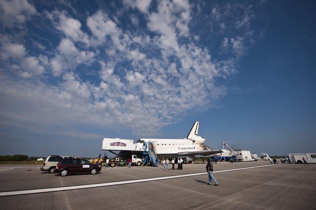 NASA image: STS-135 Atlantis Landing