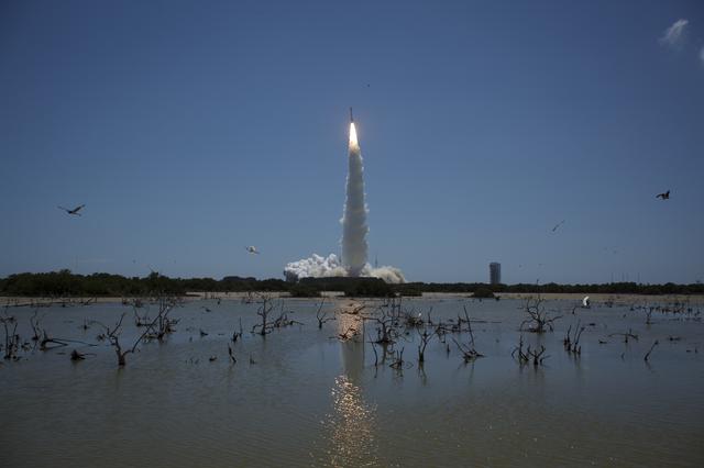 NASA image: Atlas V Rocket Launches with Juno Spacecraft