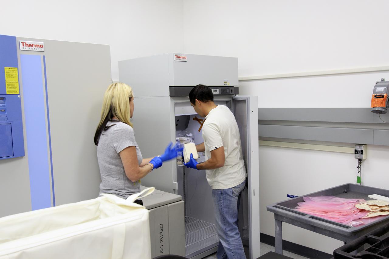 COTS-2, Cold Storage Nanorack Experiment Package for Dragon Capsule