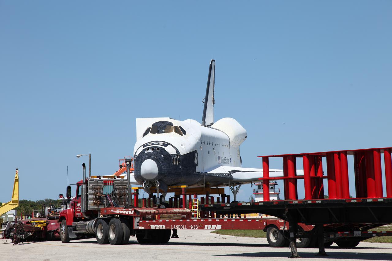 Barge Arrives that will take the Shuttle Mockup to JSC