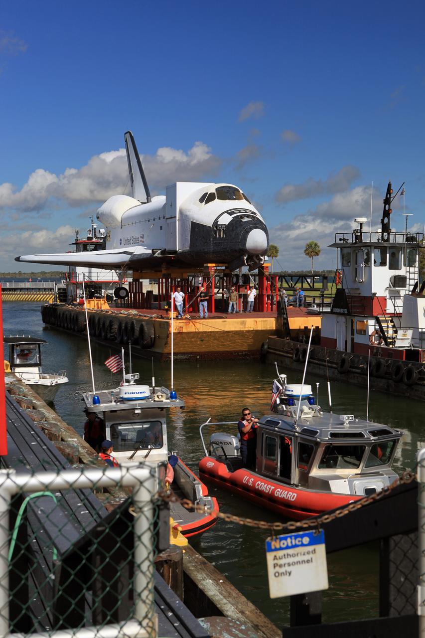 Shuttle Replica (High Fidelity) from Turn Basin thru Port going to Texas