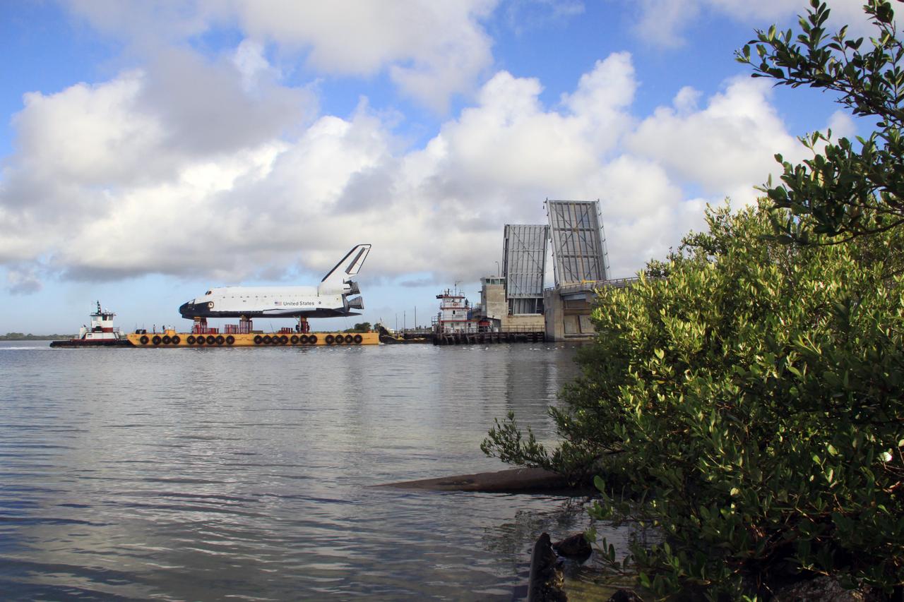 Shuttle Replica (High Fidelity) from Cape Bridge to Jetty Park
