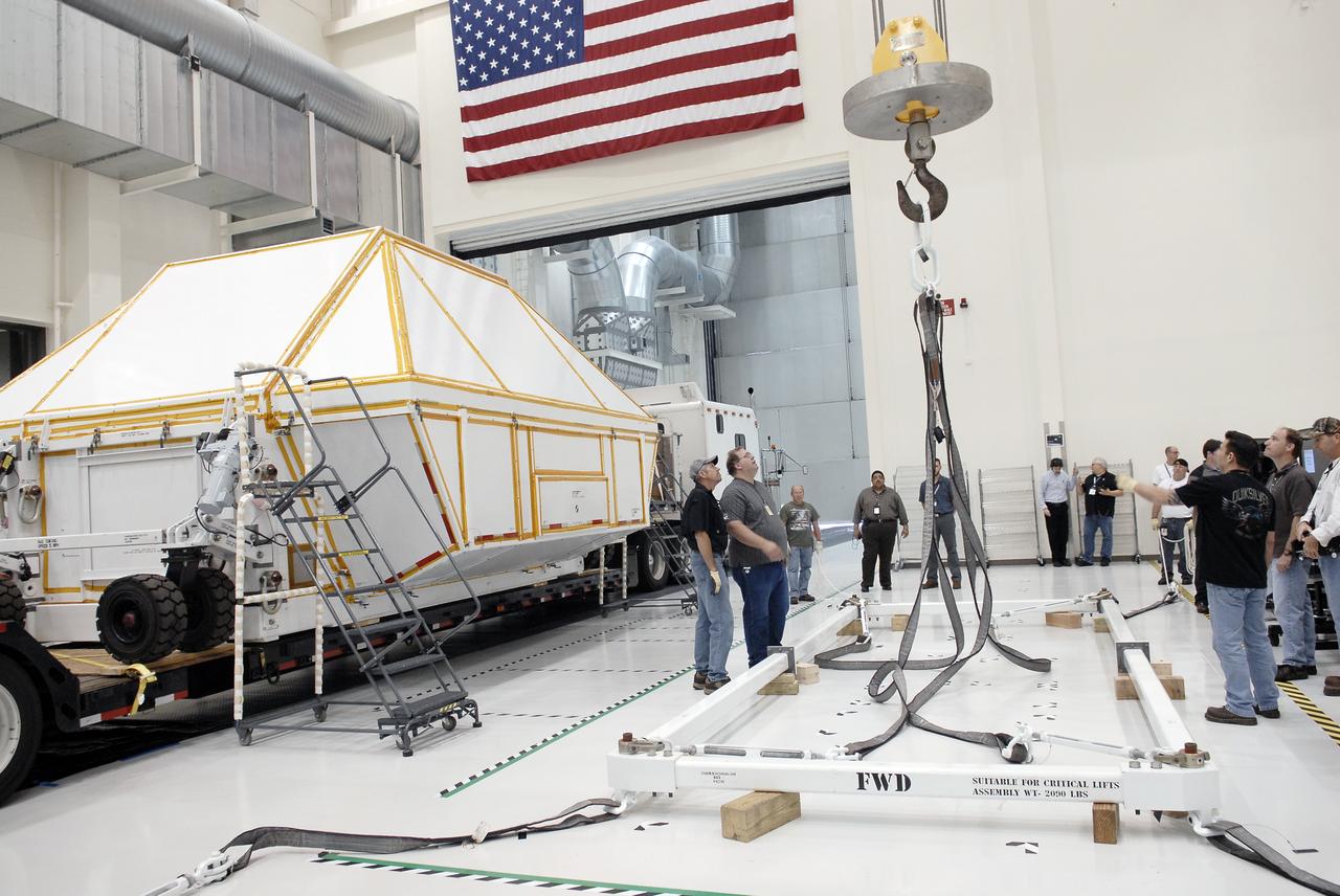 Orion EFT-1 Crew Module Uncrating