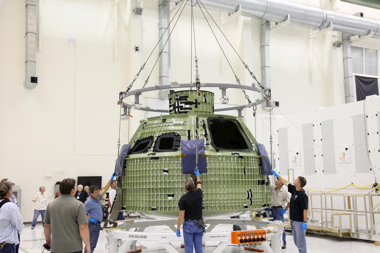 Orion EFT-1 Crew Module Being Uncrated