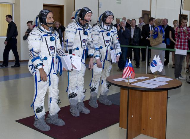 NASA image: Expedition 31 Preflight