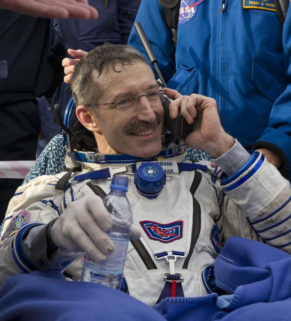 NASA image: Expedition 30 Landing