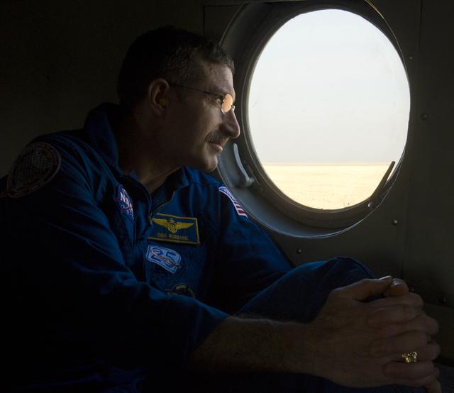 NASA image: Expedition 30 Landing