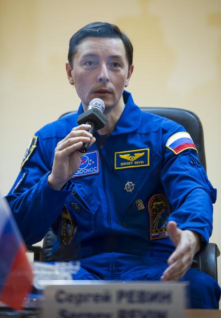 NASA image: Expedition 31 Crew Press Conference