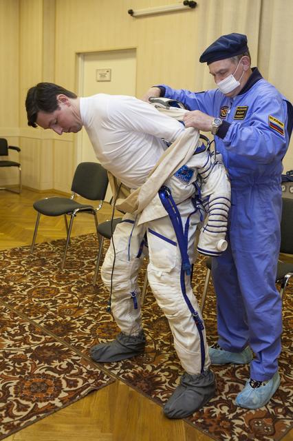 NASA image: Expedition 31 Crew Prepares For Launch