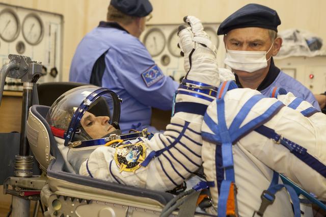 NASA image: Expedition 31 Crew Prepares For Launch