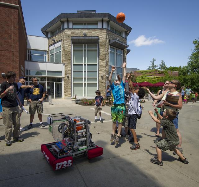 NASA image: Sample Return Robot Centennial Challenge